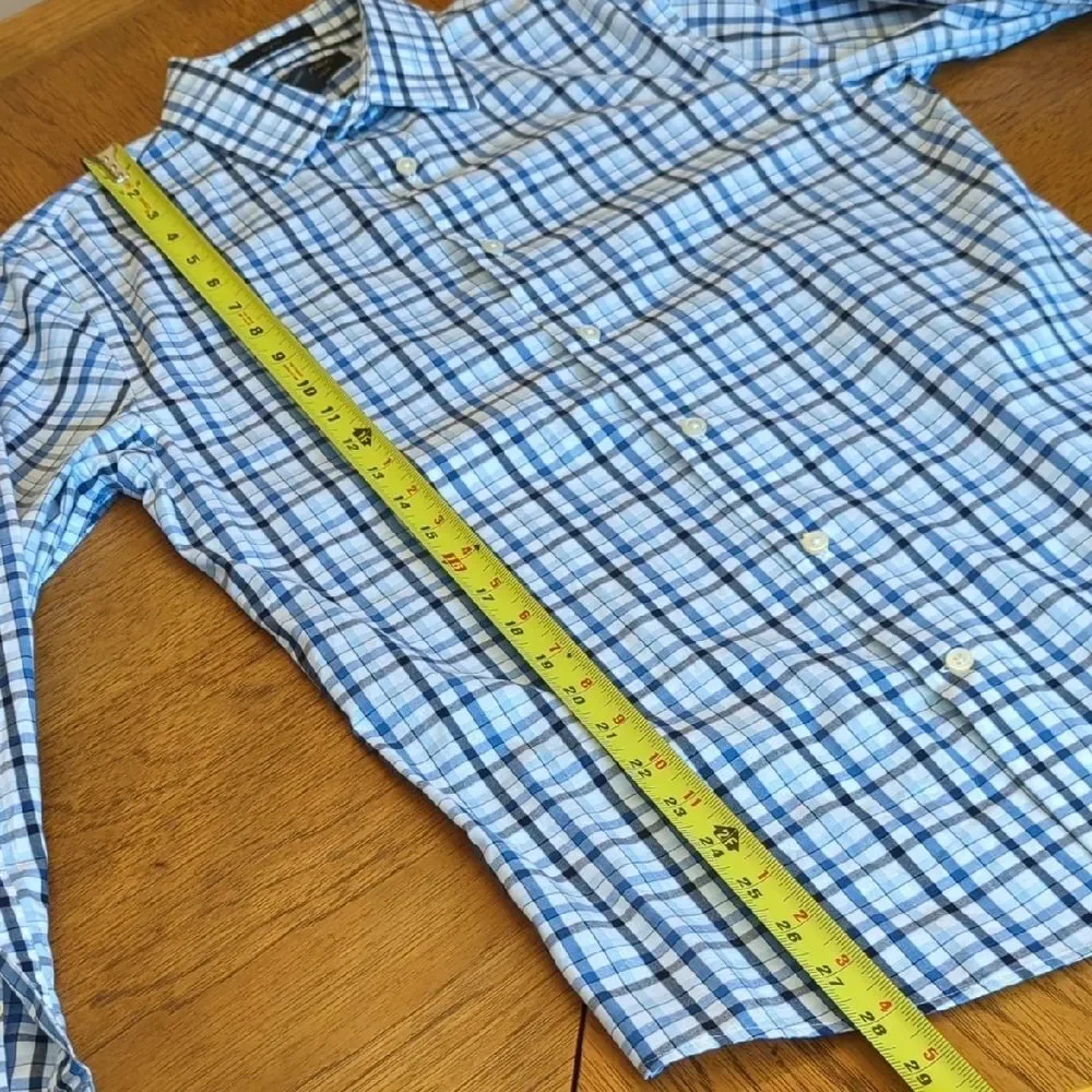 Banana Republic Men's Plaid Bitton-Down Shirt In White and Blue
